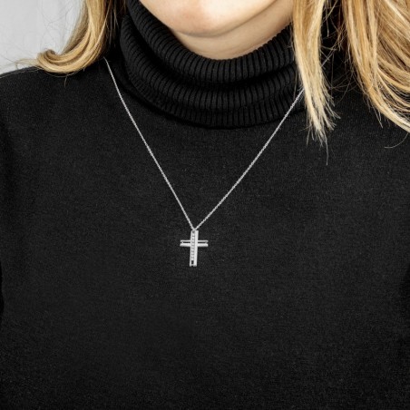 Gargantilha de prata com zirconias