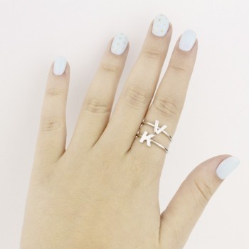 Silver ring | Letter V 2
