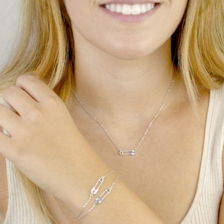 Silver necklace with cubic zirconium