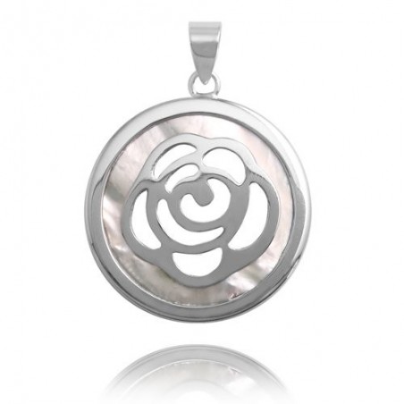 Colgante de plata con base nacar  